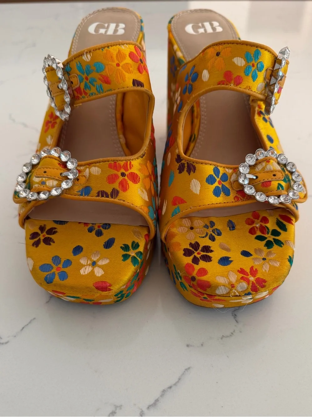 Gianni Bini Ulti-Mate Floral Rhinestone Platform Heels 9.5 Retro 70s Yellow